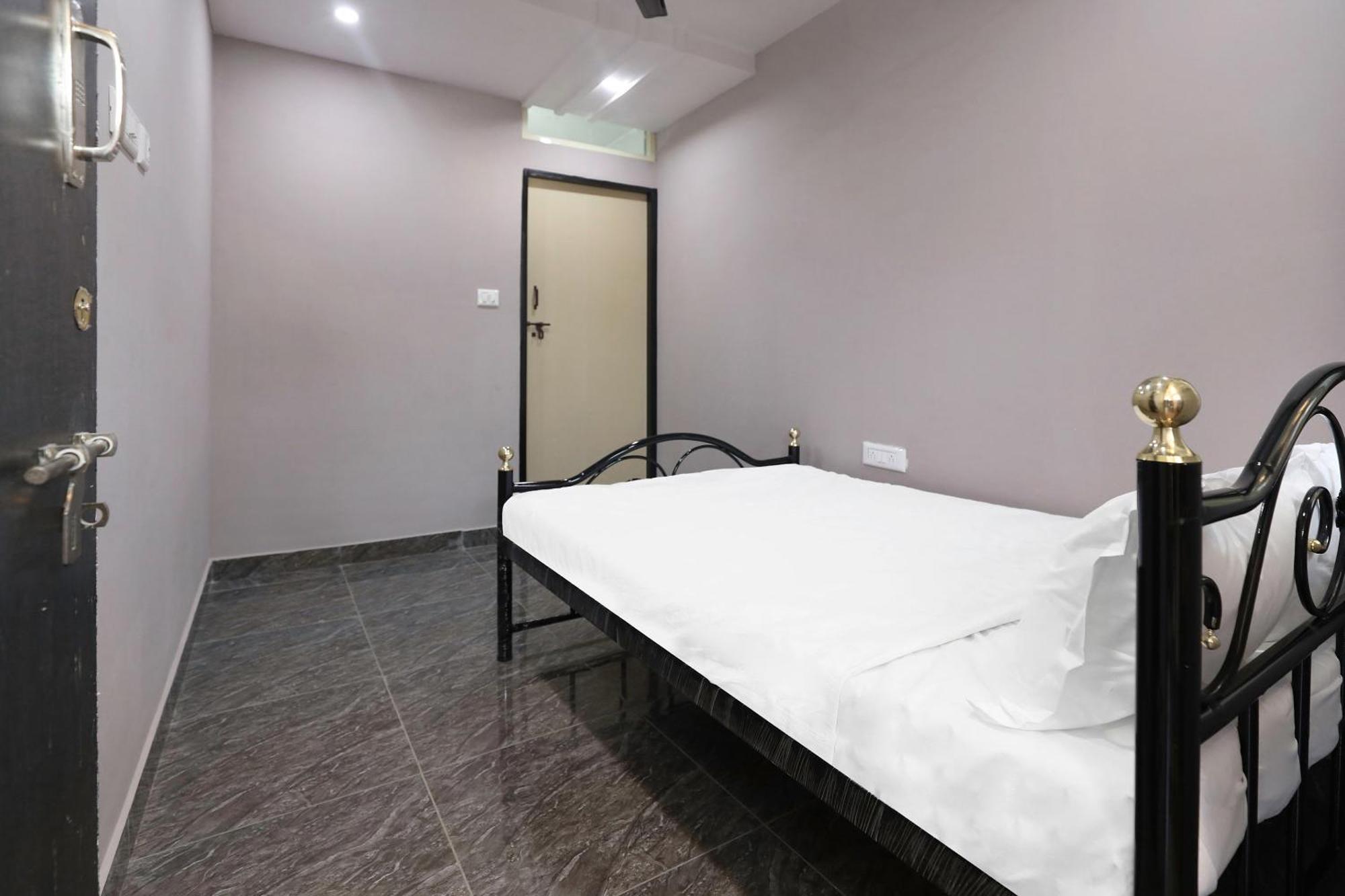 Hotel O Krishnaa Comforts Kanakapura Bagian luar foto