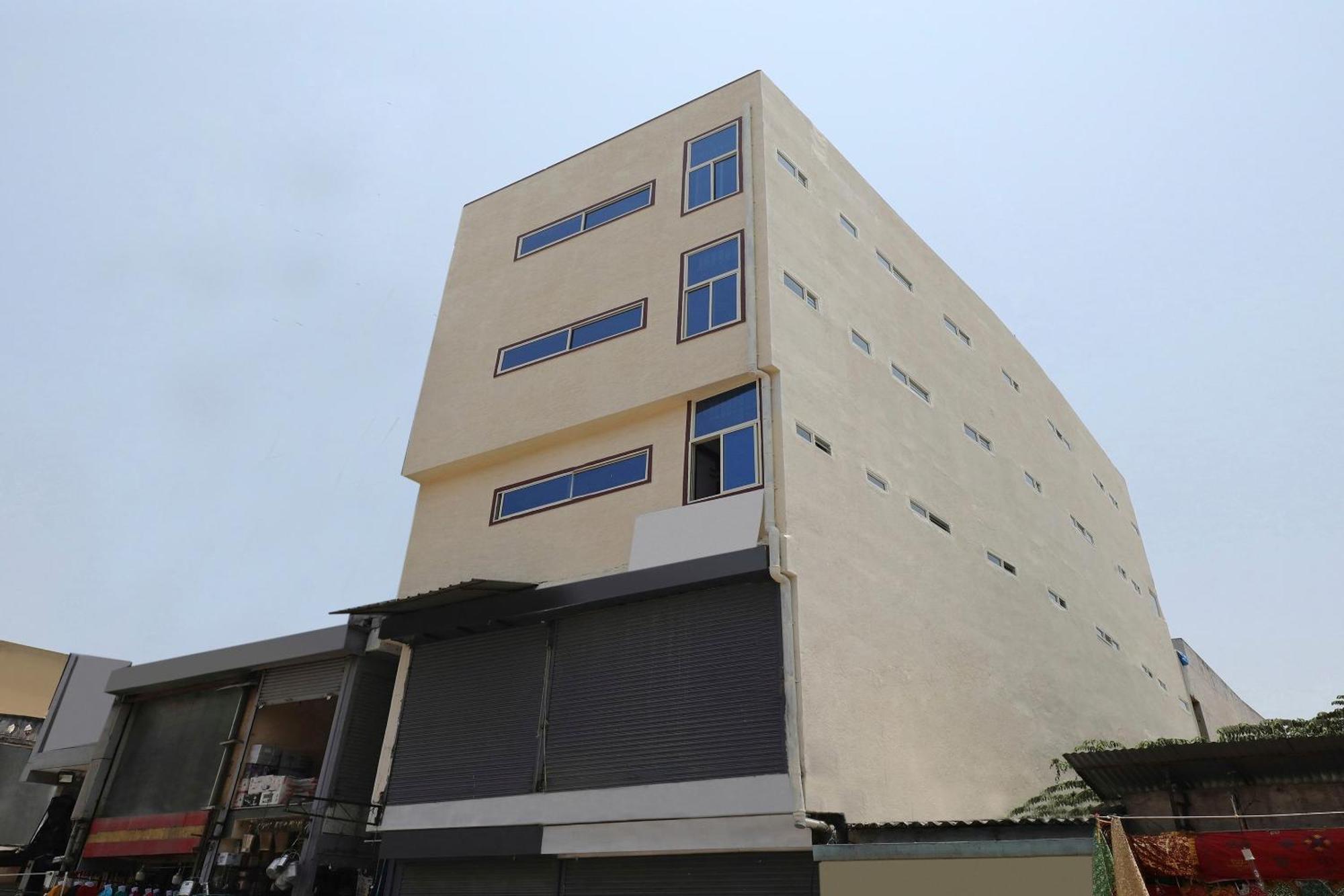 Hotel O Krishnaa Comforts Kanakapura Bagian luar foto
